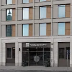 Express & - By Ihg Hotel 3*