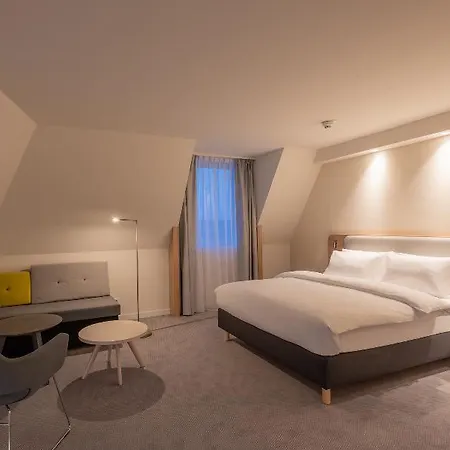 Hotel Express & - By Ihg