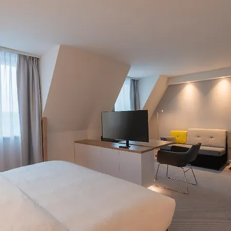 Express & - By Ihg Πότσδαμ