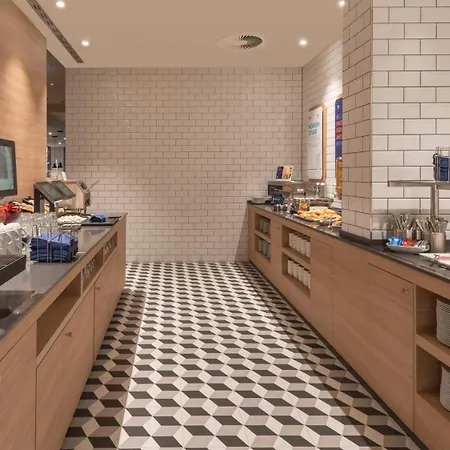 Hotel Express & - By Ihg