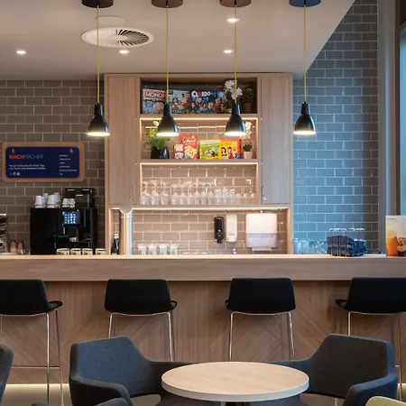 Hotel Express & - By Ihg Postupim