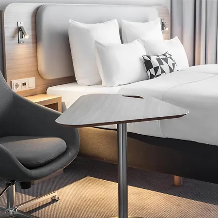 Express & - By Ihg Potsdam