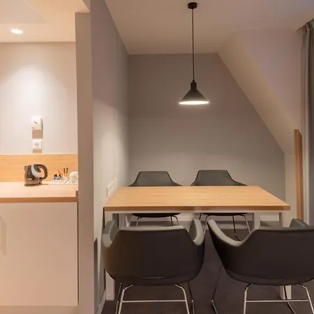 Hotel Express & - By Ihg