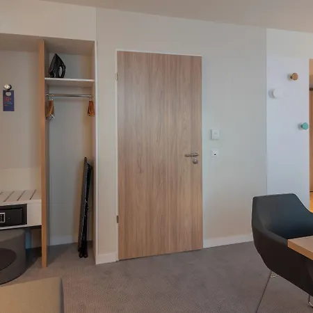 Express & - By Ihg Hotel Potsdam