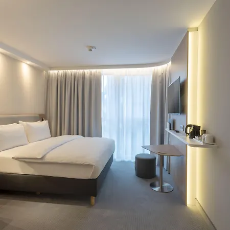 Hotel Express & - By Ihg