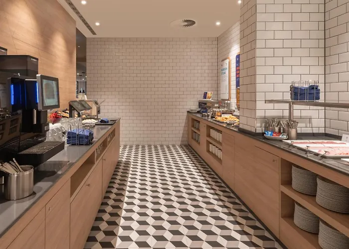 Hotel Express & - By Ihg