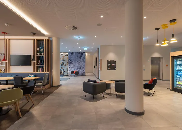 Express & - By Ihg Hotell 3*