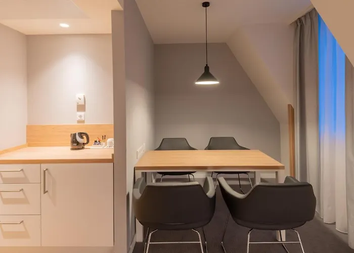 Hotel Express & - By Ihg