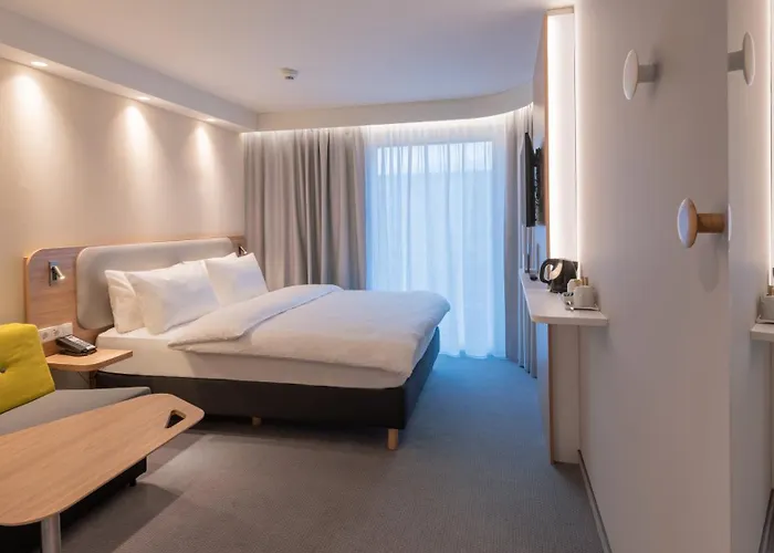 Express & - By Ihg Hotel Potsdam