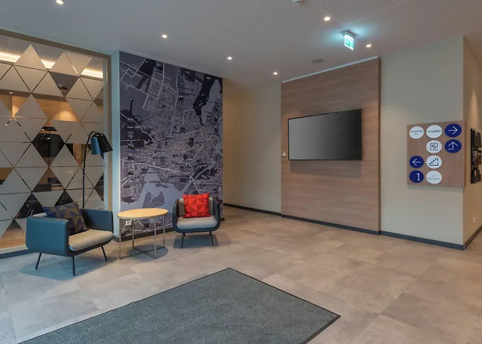 Express & - By Ihg Potsdam